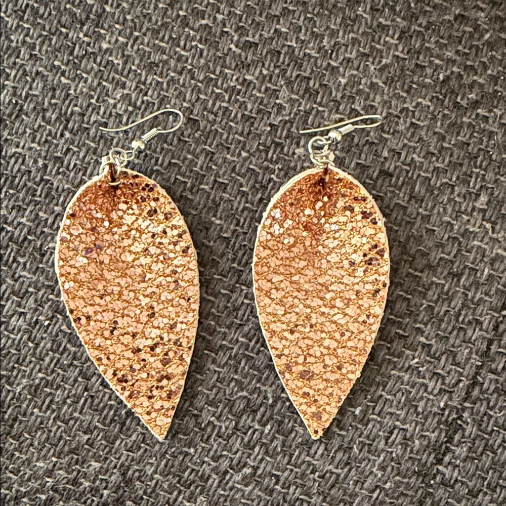 Sparkling Gold Teardrop Earrings